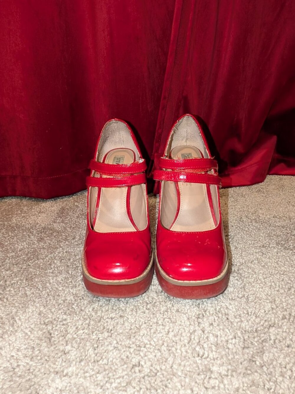 Red Patent Mary Jane Heels | Platform Retro Pinup Shoes - Picture 4 of 4
